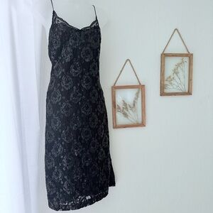 H&M Elegant Black Lace floral sequin Midi Dress women’s Size 8
